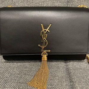 YSL KATE MEDIUM WITH TASSEL IN SMOOTH LEATHER